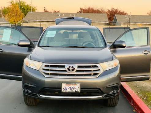 clean title 2012 TOYOTA HIGHLANDER LOW MILES 1 OWNER 3 MONTH... for sale in Sacramento , CA