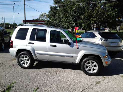 2006 Jeep Liberty Limited only 106k miles! 1owner 4x4 - cars &... for sale in Grandview, MO