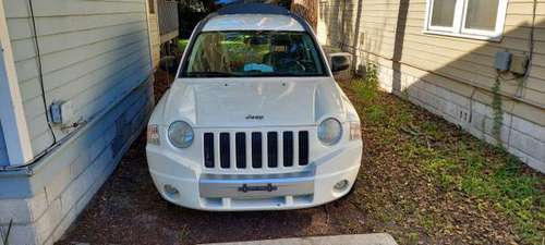 2010 Jeep Compass - cars & trucks - by owner - vehicle automotive sale for sale in Jacksonville, FL