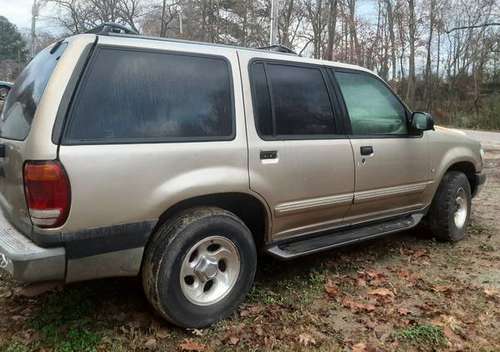 01 Explore will trayed for boat - cars & trucks - by owner - vehicle... for sale in High Point, NC