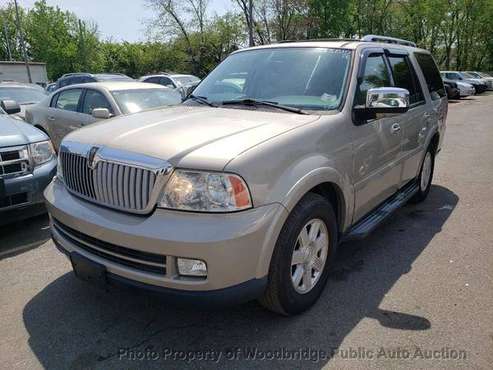 2005 Lincoln Navigator 4dr 4WD Ultimate Gold for sale in Woodbridge, District Of Columbia