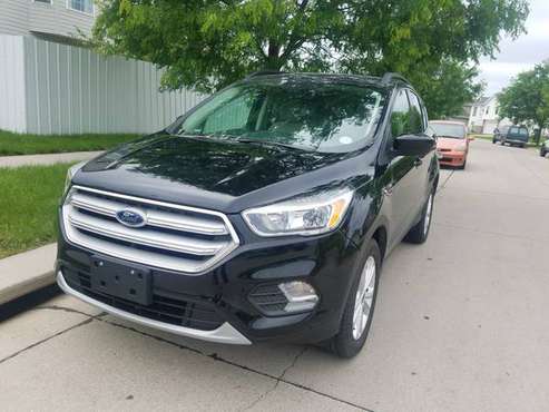 Ford Escape SE, 2018, 4WD, only 19K - cars & trucks - by owner -... for sale in Lincoln, MO