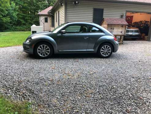2019 VW beetleSe - cars & trucks - by owner - vehicle automotive sale for sale in Brookfield, OH