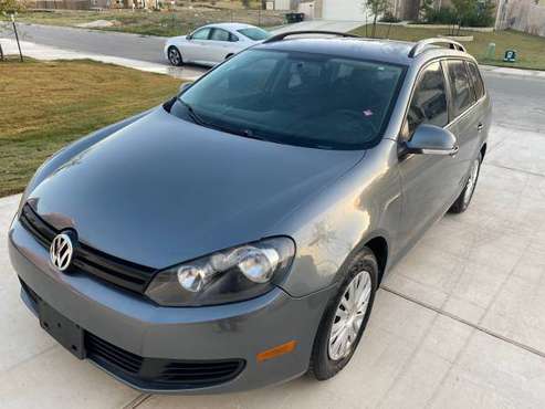 Volks jetta wagon 2011 clean Texas Title 92.000 miles $ 4500 - cars... for sale in Round Rock, TX