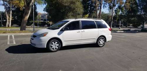 2005 Toyota Sienna - cars & trucks - by owner - vehicle automotive... for sale in Thousand Oaks, CA