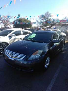 2009 nissan altima,,four owners clean carfax - cars & trucks - by... for sale in Glendale, AZ