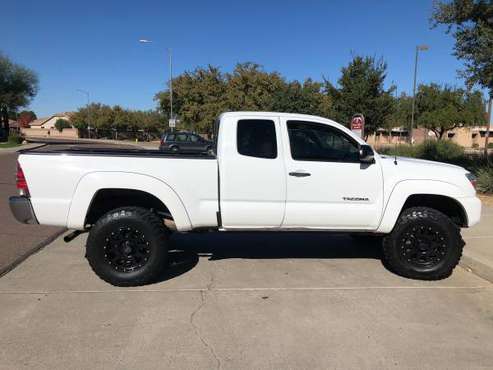 2014 Toyota Tacoma 6’ bed 2 wheel drive - cars & trucks - by owner -... for sale in Peoria, AZ