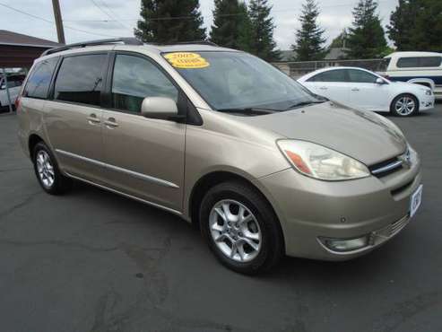 2005 TOYOTA SIENNA XLE for sale in Chico, CA