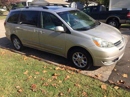 2005 Toyota Sienna XLE Limited AWD - Good Condition! - cars & trucks... for sale in Louisville, KY