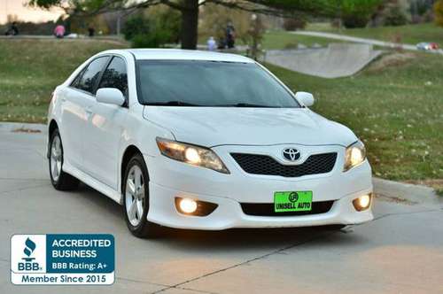 2011 Toyota Camry SE 4dr Sedan 6A 117,328 Miles - cars & trucks - by... for sale in Omaha, IA