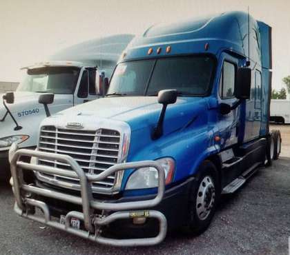 2013 FREIGHTLINER Cascadia,DD15, PX125064ST Sleeper Semi Truck... for sale in Columbus, OH