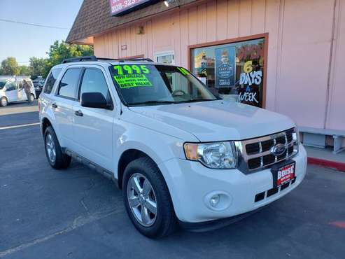 2010 FORD ESCAPE AWD LOW MILES GOOD PRICES - cars & trucks - by... for sale in Boise, ID
