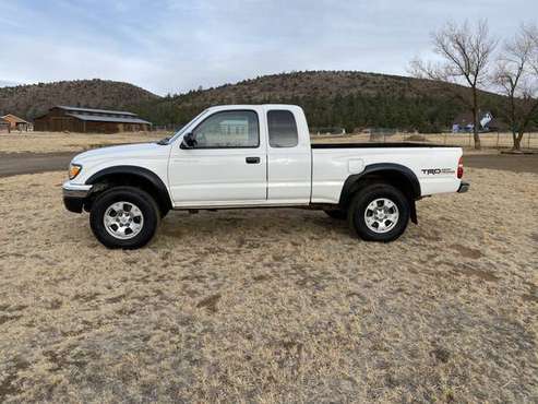 2003 4x4 Toyota Tacoma - cars & trucks - by owner - vehicle... for sale in Flagstaff, AZ