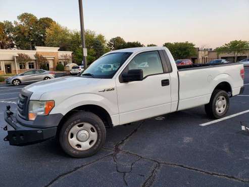 2009 FORD F150 XL 8 CLY 4.6 L ONLY 2 ONWERS CLEAN CARFAX IN MY HANDS... for sale in Roswell, GA