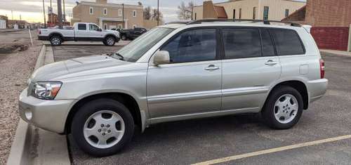 2006 Toyota Highlander Limited AWD - cars & trucks - by owner -... for sale in Cheyenne, WY