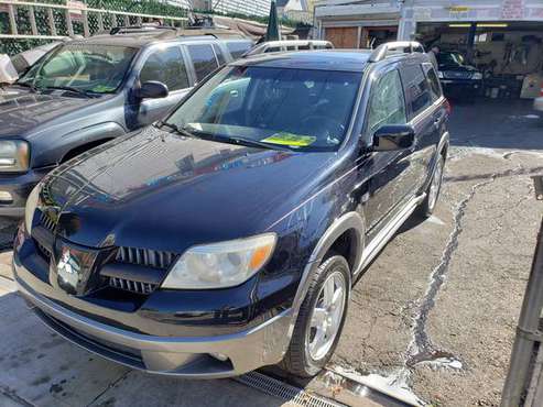 ALL WHEEL DRIVE CROSSOVER 2006 OUTLANDER for sale in STATEN ISLAND, NY