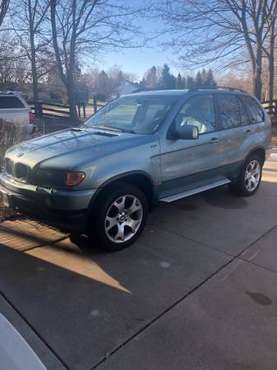 Bmw 2002 x5 3.0 SPORT with winter package. Florida suv. Low mi.... for sale in Delafield, WI