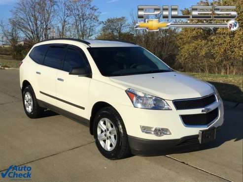2011 Chevrolet Traverse LS - cars & trucks - by dealer - vehicle... for sale in Dry Ridge, KY