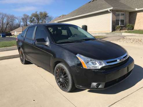2009 Ford Focus-Runs and drives great - cars & trucks - by owner -... for sale in Terre Haute, IN