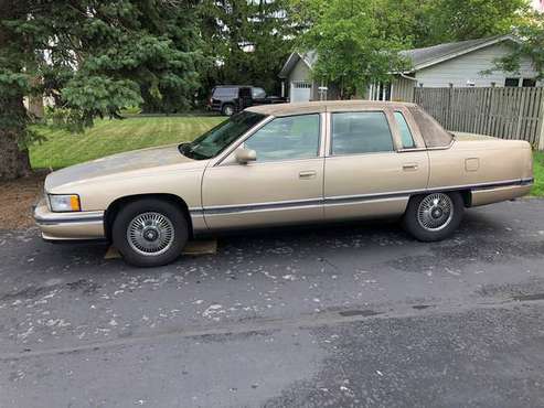 1995 CADILLAC DEVILLE for sale in Racine, WI