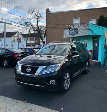 2014 Nissan Pathfinder 4WD Platinum edition Carfax Certified 1-owner... for sale in Red Bank, NJ