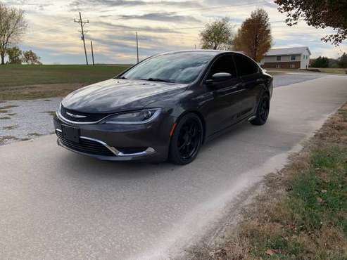 2016 Chrysler 200 - cars & trucks - by owner - vehicle automotive sale for sale in Carthage, MO