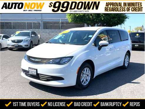 2017 Chrysler Pacifica Touring Minivan 4D - cars & trucks - by... for sale in Santa Ana, CA