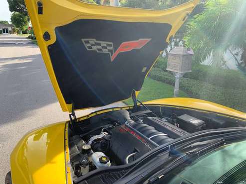 RARE CORVETTE REMOVABLE TOP TRADE - cars & trucks - by owner -... for sale in Deerfield Beach, FL