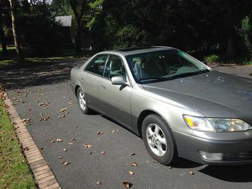 1999 LEXUS ES300 for sale in Dix hills, NY