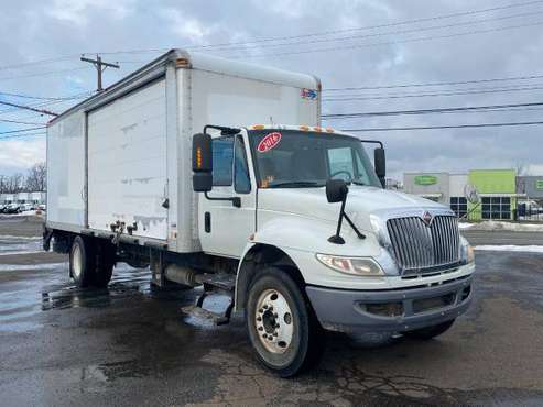 2016 International 4300 24 Box Truck w/Liftgate 4293 - cars & for sale in Coventry, RI