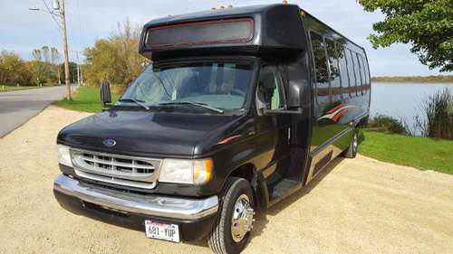 Limo Bus - cars & trucks - by owner - vehicle automotive sale for sale in Delavan, WI