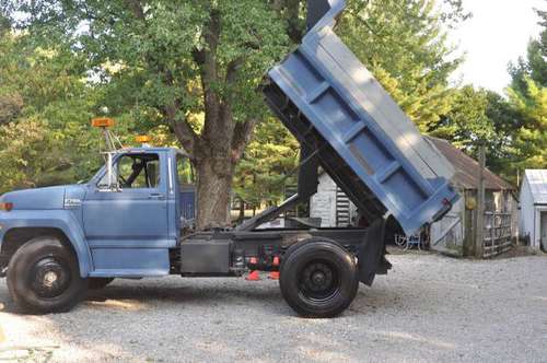 1993 Ford F700 Dump Truck for sale in TROY, OH