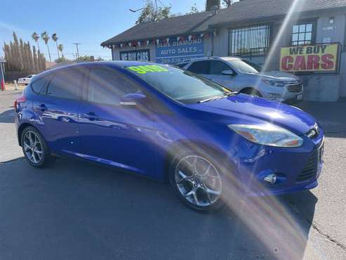 2014 Ford Focus SE Loaded Leather Moonroof Gas Saver HUGE SALE for sale in CERES, CA