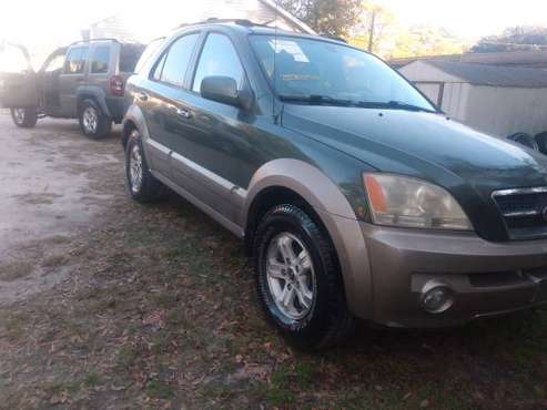 2004 Kia sorento - cars & trucks - by owner - vehicle automotive sale for sale in Cayce, SC