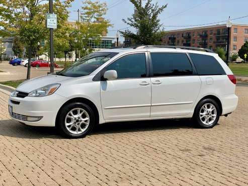 2004 Toyota Sienna XLE Limited - cars & trucks - by dealer - vehicle... for sale in Aurora, IL