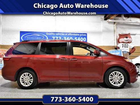2017 Toyota Sienna 5dr 7-Pass Van V6 XLE FWD (Natl) - cars & trucks... for sale in Chicago, WI