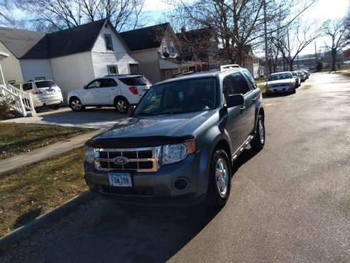 2010 Ford Escape - cars & trucks - by owner - vehicle automotive sale for sale in Des Moines, IA