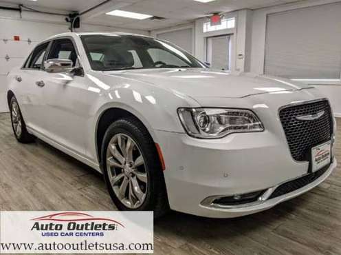 2018 Chrysler 300 Limited AWD Nav Pano Roof Back Up Cam - cars & for sale in Farmington, NY