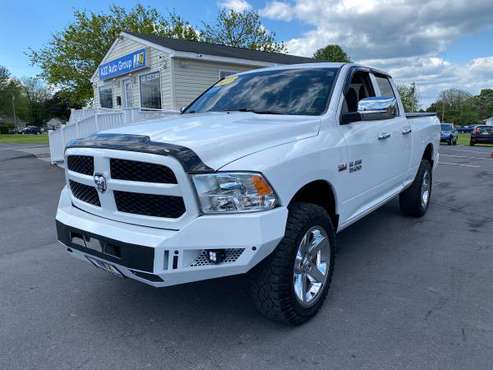 2017 RAM 1500 ST V8 5 7L 4X4 BACKUP TOW PKG BT/XM CLEAN ! - cars & for sale in Winchester, VA