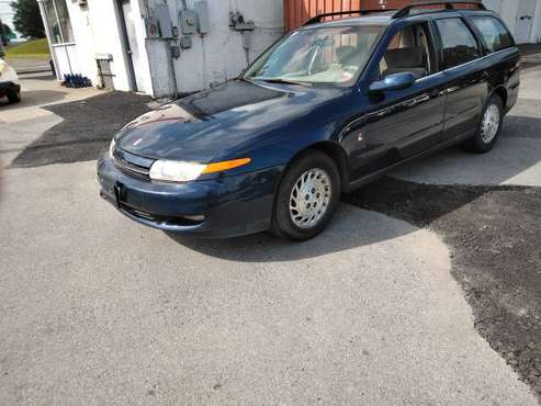 01 Saturn wagon 3.0. rustfree and dentfree - cars & trucks - by... for sale in Vails Gate, NY