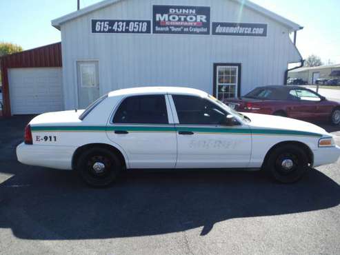 **2009 FORD CROWN VIC POLICE SPECIAL 4.6 V-8** - cars & trucks - by... for sale in Greenbrier, TN
