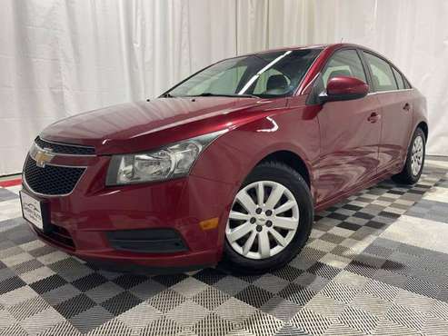 2011 CHEVROLET CRUZE LT - - by dealer - vehicle for sale in North Randall, OH
