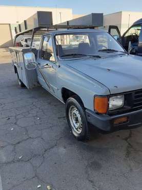 Toyota Pick up 1986 Oxnard for sale in Oxnard, CA