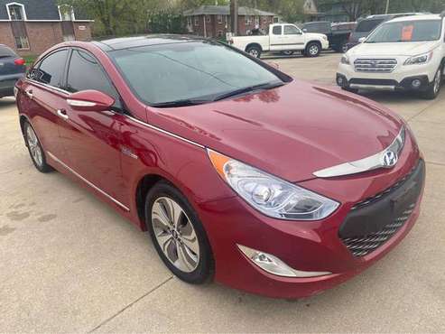 2015 Hyundai Sonata Hybrid Limited Only 67K Miles! for sale in Lincoln, IA