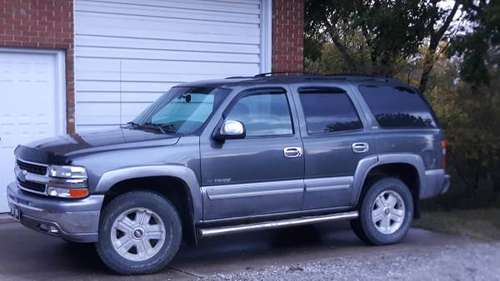 2000 Chevy Tahoe Z71 - cars & trucks - by owner - vehicle automotive... for sale in Pella, IA