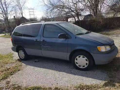 Show the Car Today 1999 Toyota Sienna for sale in Dundalk, MD