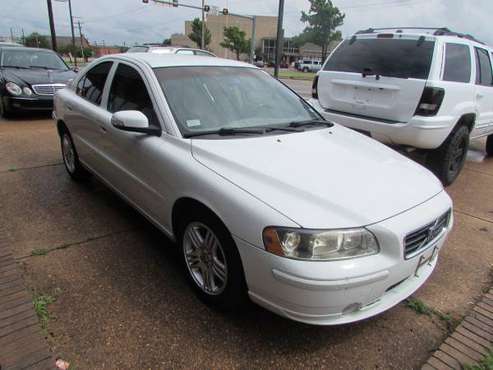 2007 VOLVO S60 - cars & trucks - by dealer - vehicle automotive sale for sale in Oklahoma City, OK
