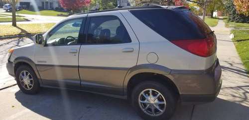 2003 BUICK RENDEZVOUS CXL - cars & trucks - by owner - vehicle... for sale in Bettendorf, IA
