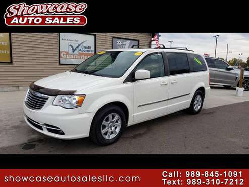 **NICE 3RD ROWER**2011 Chrysler Town & Country 4dr Wgn Touring for sale in Chesaning, MI