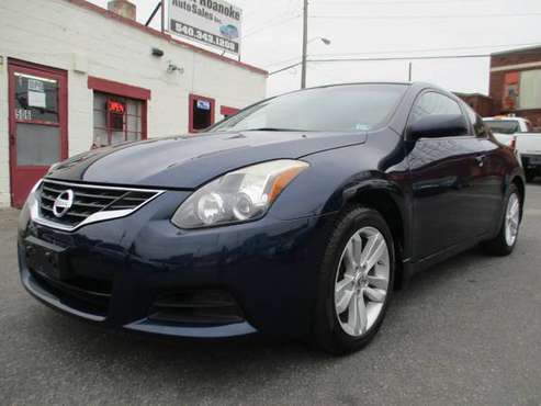 2013 Nissan Altima CPE **Steal Deal/Low Miles & Clean Title** for sale in Roanoke, VA